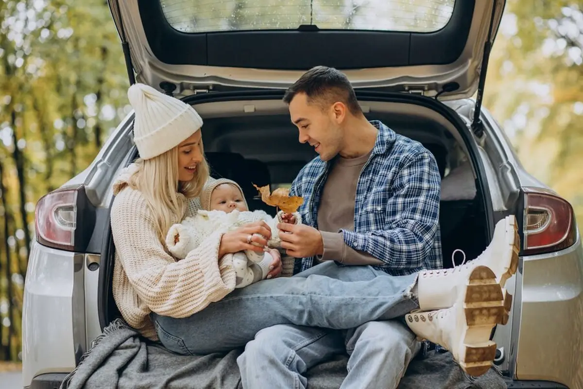 Road trip with baby (Foto Dok: Freepik/senivpetro)