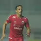 Pemain Persija Jakarta, Addison Alves saat melawan Persipura Jayapura pada lanjutan Liga 1 Gojek bersama Bukalapak di Stadion Pakansari, Bogor, (25/5/2018).  Persija menang 2-0. (Bola.com/Nick Hanoatubun)