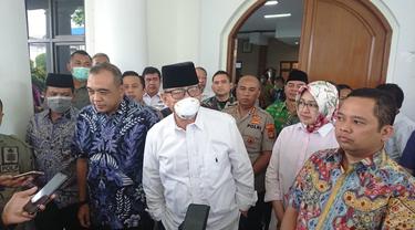 Gubernur Banten Wahidin Halim melarang ASN ke luar kota karena corona