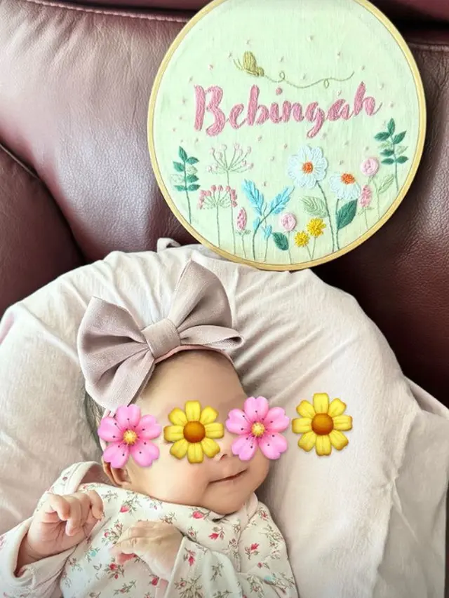 Jalani Pemotretan Newborn, Ini 6 Potret Bebingah Anak Erina Gudono Wajahnya Masih Ditutupi