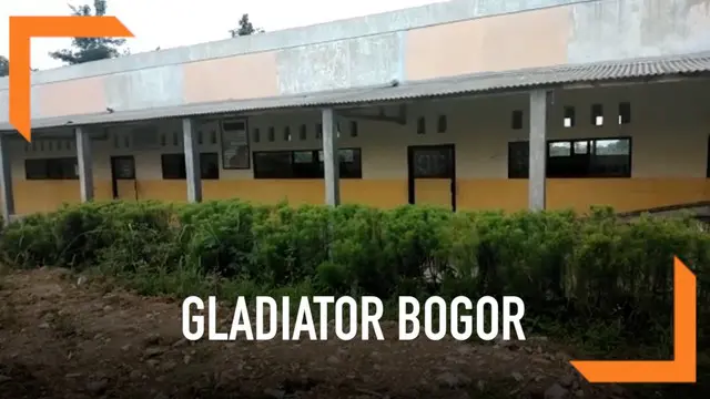Seorang siswa meninggal terkena sabetan clurit setelah terlibat duel ala gladiator di  Bogor.