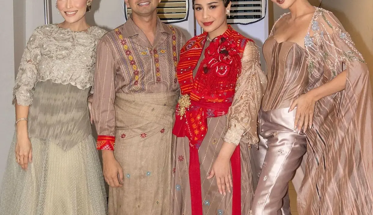 Raffi Ahmad turut mendampingi Nagita Slavina. [Foto: Instagram/mrsayudewi]