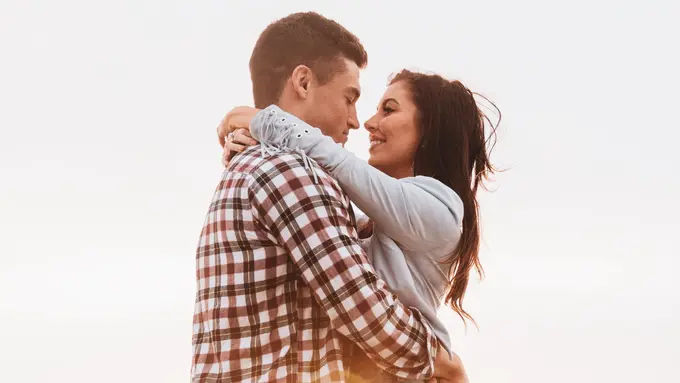 pasangan cinta