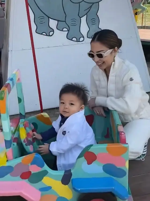 Nikita Willy dan Baby Izz di Jepang (Instagram/nikitawillyofficial94)