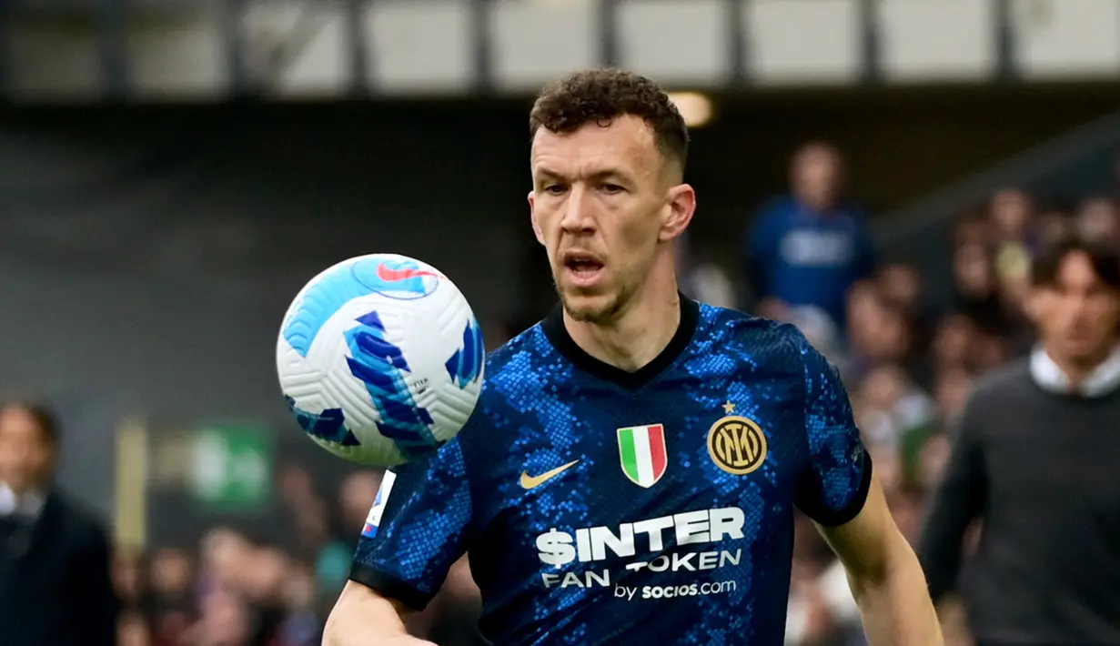 <p>Menit ke-12, Inter berhasil memecah kebuntuan lewat Ivan Perisic yang berhasil menjebol gawang tim tuan rumah. (AFP/Miguel Medina)</p>