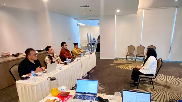 Salah satu siswa melakukan seleksi ketat mulai dari administrasi, tes potensi akademik, wawancara dan focus group discussion yang dilakukan PT Pertamina Hulu Rokan (PHR). (Liputan6.com/Jayadi Supriadin)