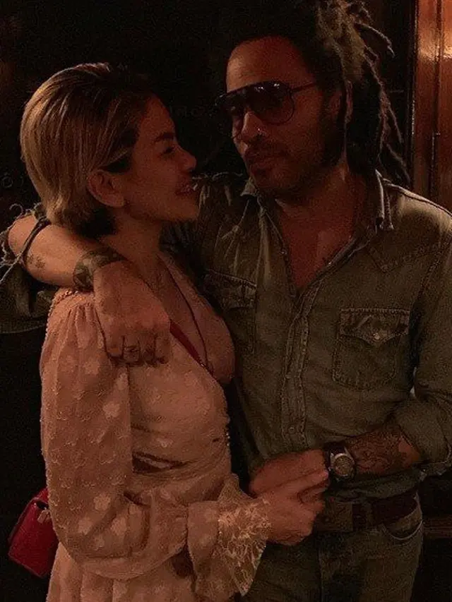 Momen Nikita Mirzani Foto Bareng Artis Hollywood (sumber: instagram/nikitamirzanimawardi_17)