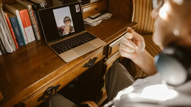 Jadwalkan Waktu Secara Efektif untuk Bertemu & Berdiskusi