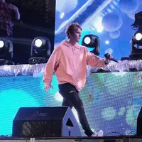 Waaah ada kabar baik nih! Justin Bieber yang sejak beberapa lalu tidak punya media sosial, kini kembali hadir di Instagram. Justin mulai sibuk mengunggah foto dirinya di Instagram baru miliknya. (AFP/Bintang.com)