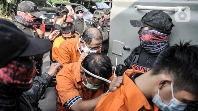FOTO: Polisi Bekuk 12 Tersangka Pembunuhan Pengusaha Pelayaran