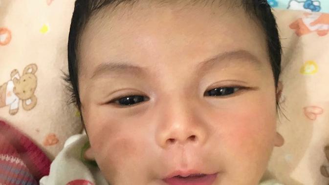 Arsya Dedek Bayi Ganteng Yang Bikin Gemes Di Hari Ibu Health Liputan6 Com