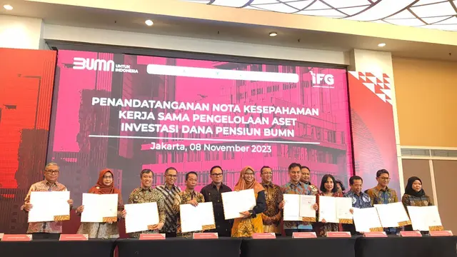 Indonesia Financial Group (IFG) dan para BUMN Pendiri Dapen kembali menandatangani nota kesepahaman atau memorandum of understanding (MoU) Kerja Sama Pengelolaan Dana Investasi Bersama 10 BUMN Pendiri Dapen. (Dok IFG)