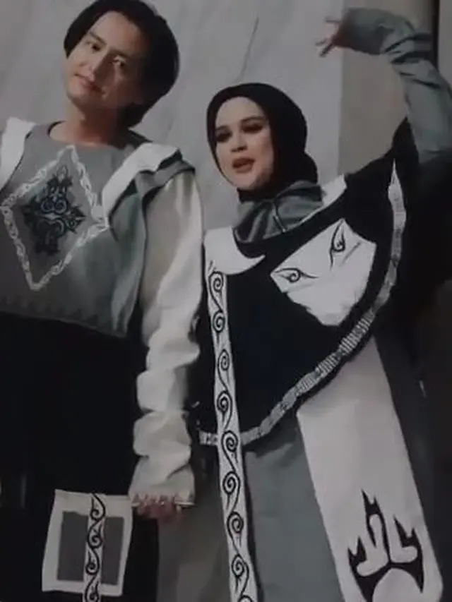 6 Pemotretan Cut Meyriska dan Roger Danuarta Bertema 'Still Young', Tampil Memukau