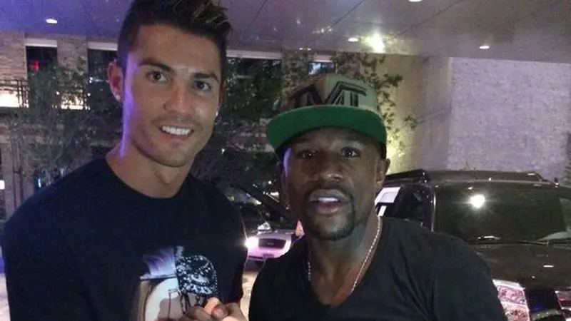 Cristiano Ronaldo dan Floyd Mayweather