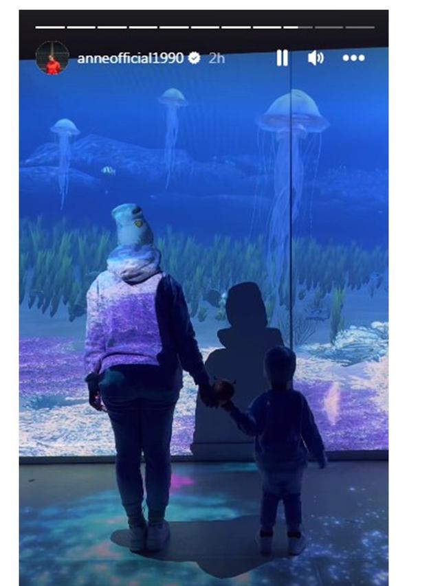 6 Momen Putri Anne Ajak Anak Liburan di Australia, Penampilannya Jadi Sorotan