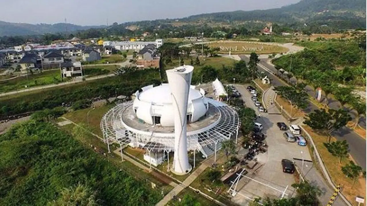 Sentul City
