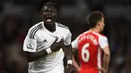 Arsenal gagal memetik poin kala bersua dengan Swansea City dalam lanjutan Liga Premier Inggris di Stadion Emirates, London, Inggris. Selasa (12/5) dini hari WIB. Arsenal harus takluk dari Swansea City 0-1 lewat gol tunggal Bafetimbi Gomis menit ke-85...