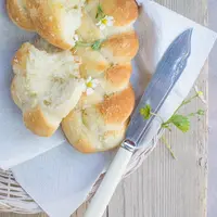 roti kepang/copyright: unsplash/monika grabwoska