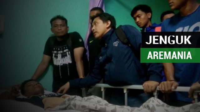 Berita video pemain Arema FC yang menjenguk dua Aremania yang menjadi korban di Stadion Kanjuruhan pada laga Arema vs Persib Bandung di Liga 1 2018.