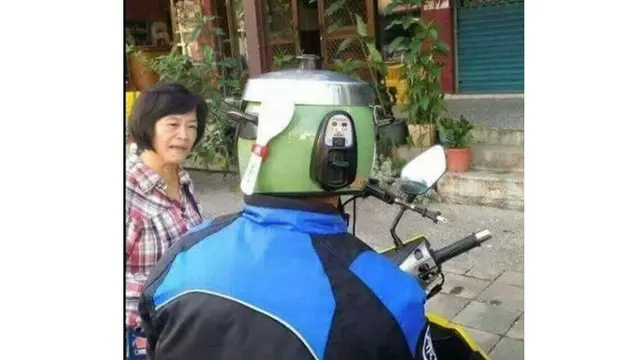 5 Modifikasi Aksesoris Motor Ini Nyeleneh Banget, Bikin Tepuk Jidat