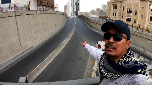 7 Potret Kota Mekah yang Sepi Akibat Virus Corona