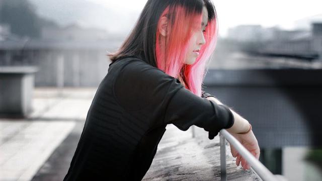 [bintang] Banyak Mikir, 5 Zodiak Ini Gampang Banget Depresi