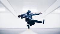 Ilustrasi motivasi, inspirasi, semangat. (Photo by Drew Dizzy Graham on Unsplash)