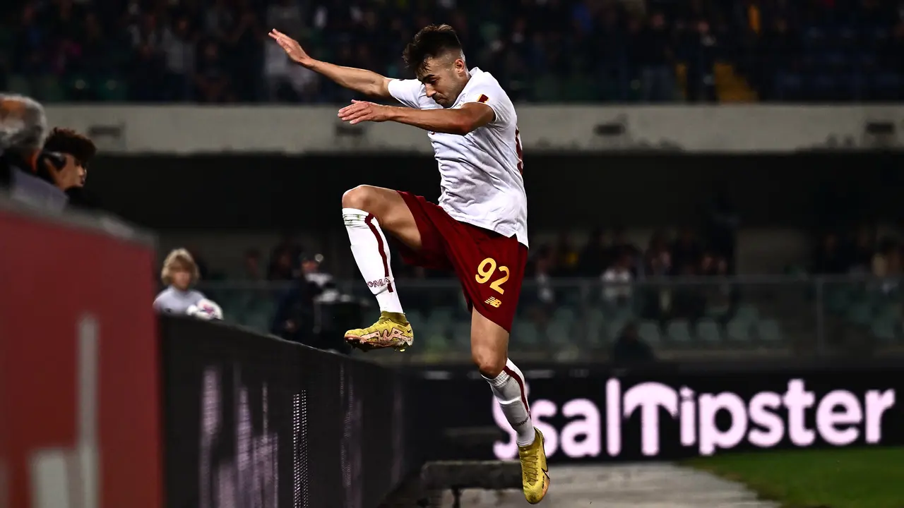 Menang di Markas Verona, AS Roma Naik ke Peringkat Empat Klasemen Liga Italia