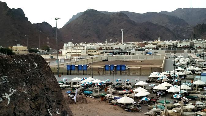 Jabal Uhud, 'Bukit Menyendiri' yang Ada di Surga - News Liputan6.com