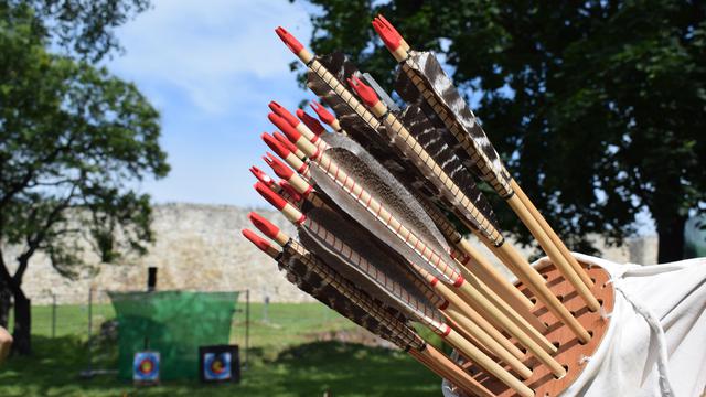 Ilustrasi anak panah