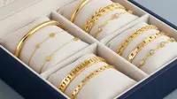 8 Model Gelang Emas 10 Gram 18 Karat Simpel yang Cocok untuk Ibu Bekerja