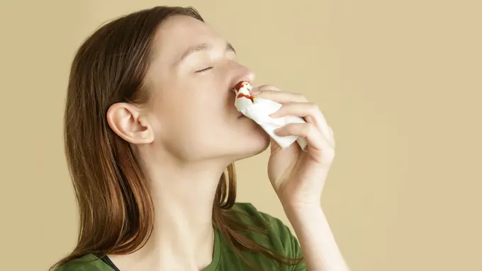 Hidung Berdarah - Vania