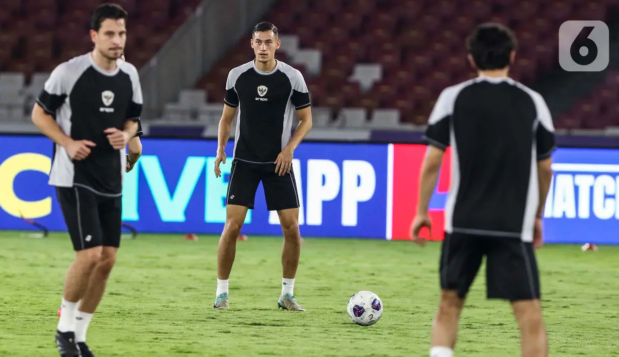 Bermain di markas dan publik sendiri, timnas Indonesia berpeluang mengalahkan Arab Saudi. (Liputan6.com/Angga Yuniar)