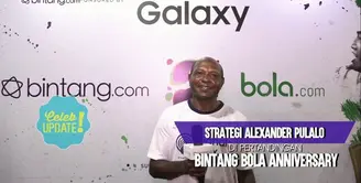 Strategi Alexander Pulalo untuk pertandingan di acara Samsung Galaxy Bintang Bola Anniversary. 