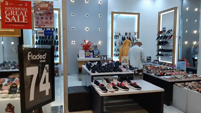 Pertama kali digelar, Indonesia Great Sale resmi dibuka oleh Menteri Perdagangan Enggartiasto Lukita, di Tangcity Mall Kota Tangerang, Rabu (14/8/2019).