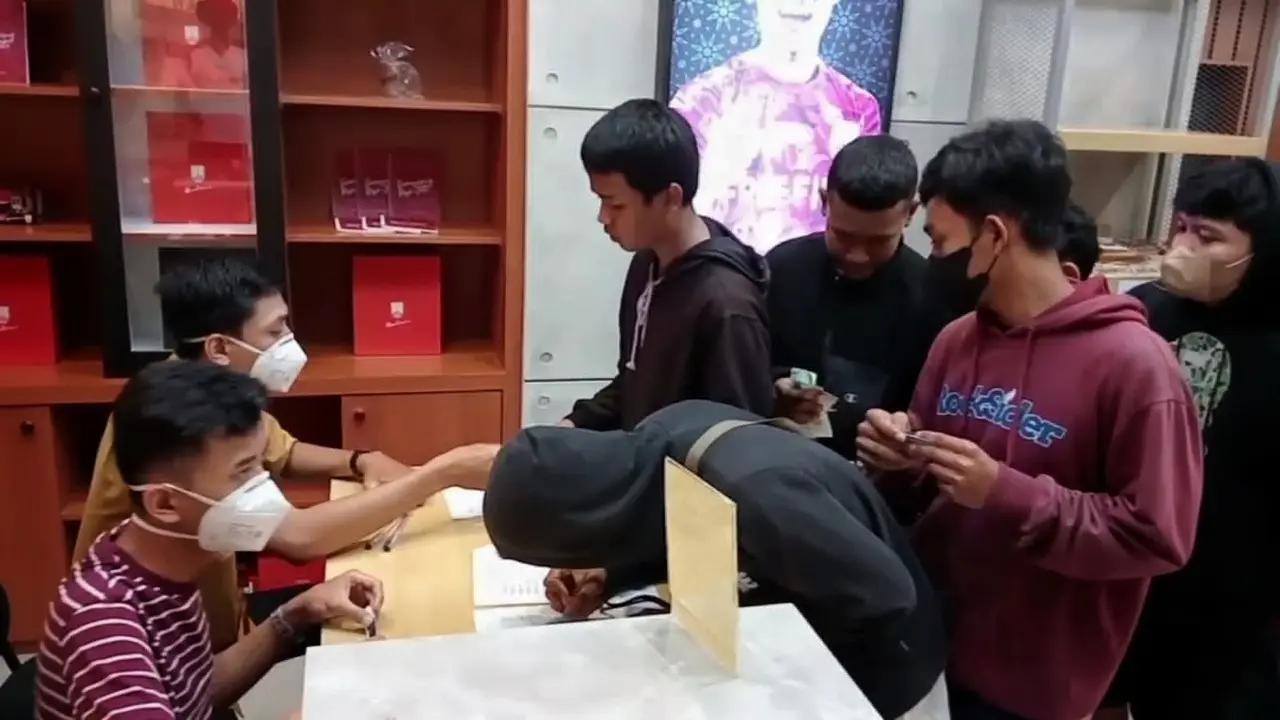 Pembelian Tiket Piala Presiden