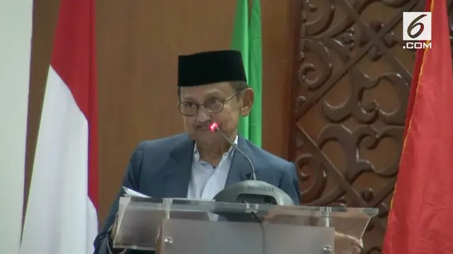 Presiden Indonesia ke-3, Bacharuddin Jusuf Habibie menilai keberhasilan pemerintah meraih saham 51 persen atas kepemilikan freeport. Merupakan prestasi yang membanggakan bagi Presiden Jokowi.