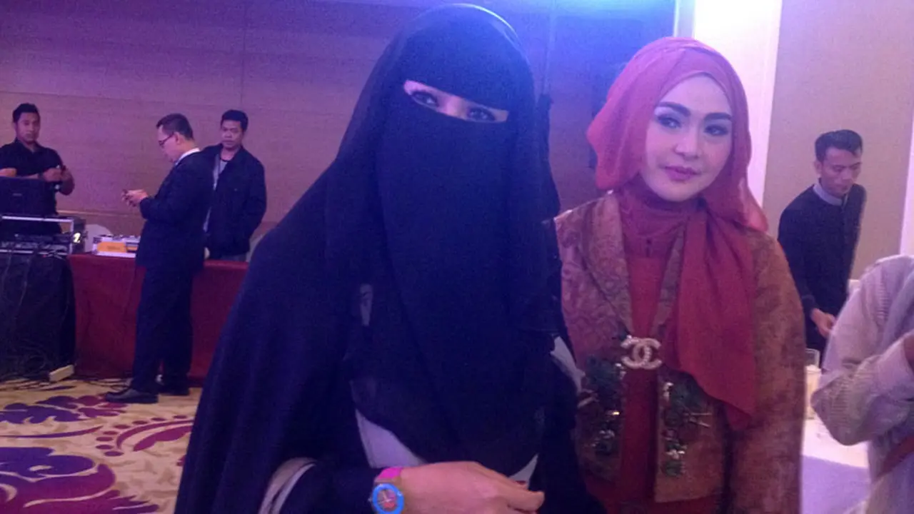 Soraya Abdullah dan Eddies Adelia