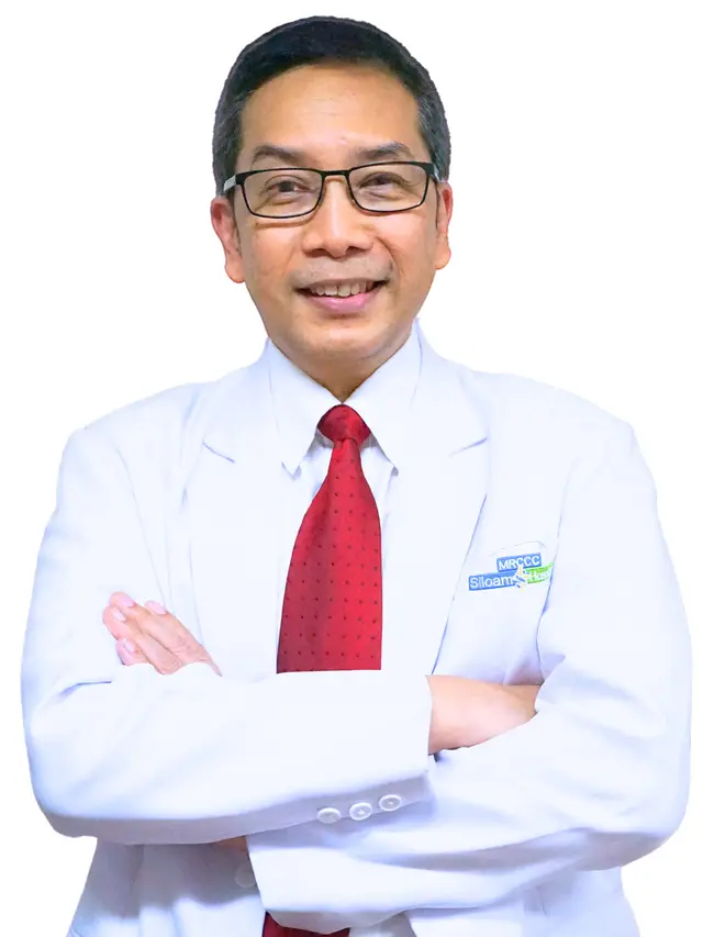 Dr. dr. Irsan Hasan, Sp.PD, KGEH, FINASIM, dokter spesialis penyakit dalam konsultan gastroenterology-hepatologi RS Siloam MRCCC Semanggi (MRCCC)