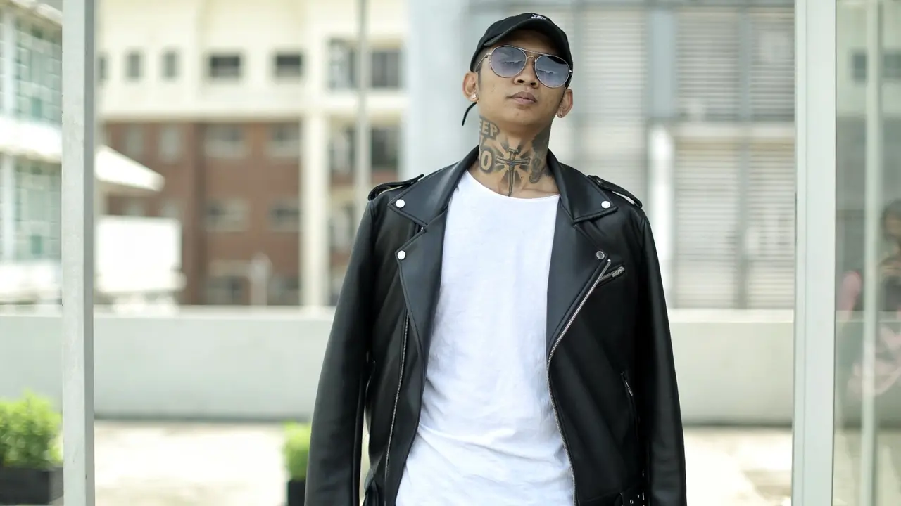 [Bintang] Young Lex