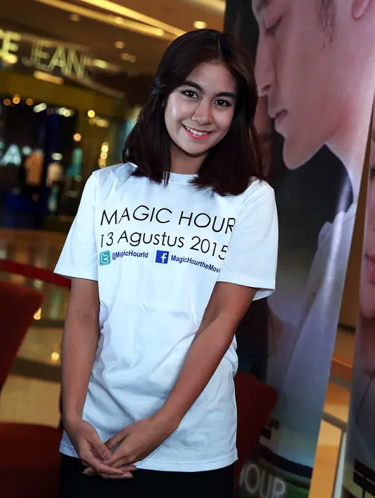 Anisa mengaku tidak ketagihan meski menjadi penyuka kopi. Ia mengkonsumsi kopi hanya secukupnya saja. (Deki Prayoga/Bintang.com)