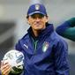 Namun Roberto Mancini mengaku masih lapar gelar bersama timnas Italia. Sang juru taktik justru berambisi bisa mengawinkan gelar juara Euro 2020 dengan trofi UEFA Nations League. (AFP/Franck Fife)