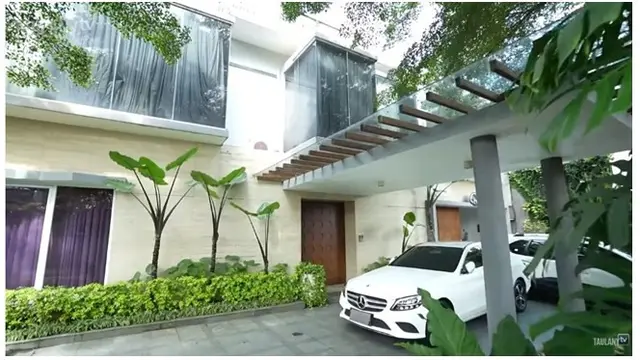 15 Potret Sudut Rumah Rossa, Tempat Penyimpanan Tasnya Curi Perhatian