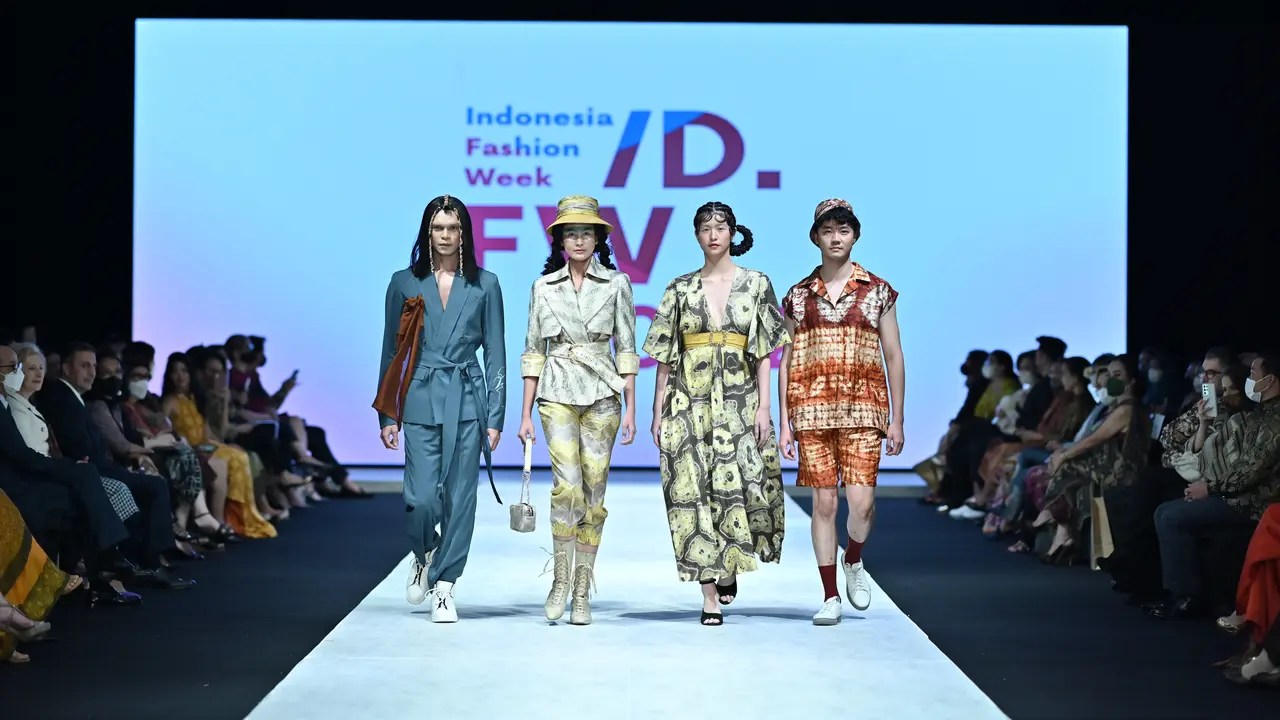 Pembukaan Indonesia Fashion Week 2022