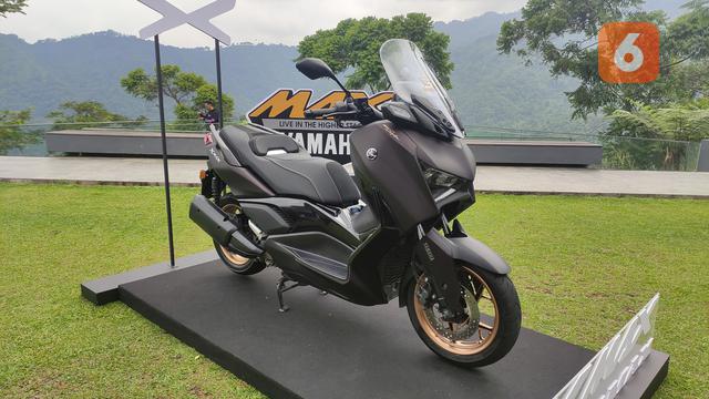 Yamaha XMax