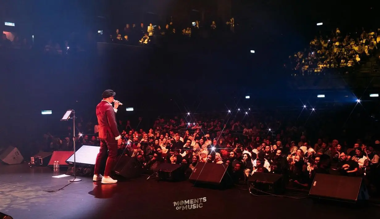 "Kadang-kadang lucu aja, tapi kasihan lho, (jatuh) sampai ngejengkang gitu," tambah Sammy Simorangkir. [Instagram/sammysimorangkir]