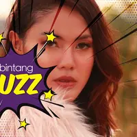 Di bulan Maret ini, muncul nama Della Dartyan yang sukses berperan sebagai Arini di film Love for sale. Finalis Puteri Indonesia 2013 ini ternyata hobi traveling juga lho guys, yuk intip gaya liburan Della berikut ini.