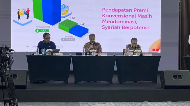 Ketua Dewan Pengurus AAJI Albertus Wiroyo Karsono