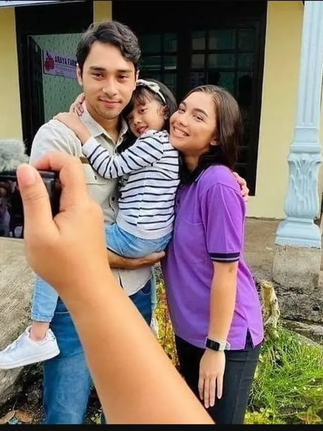 Segera Tayang, Ini 6 Potret Kompak Angela Gilsha dengan Pemain Dewi Rindu