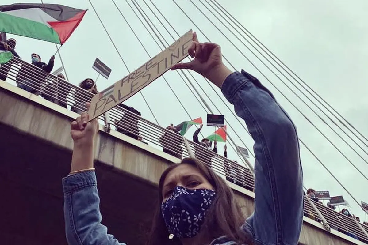 Hannah Al Rashid Ikut Demo Bela Palestina. (Instagram/ hannahalrashid, foto oleh: fmsungkar)